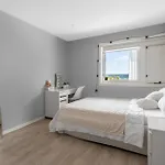 Relaxed Getaway With Heated Swimming Pool