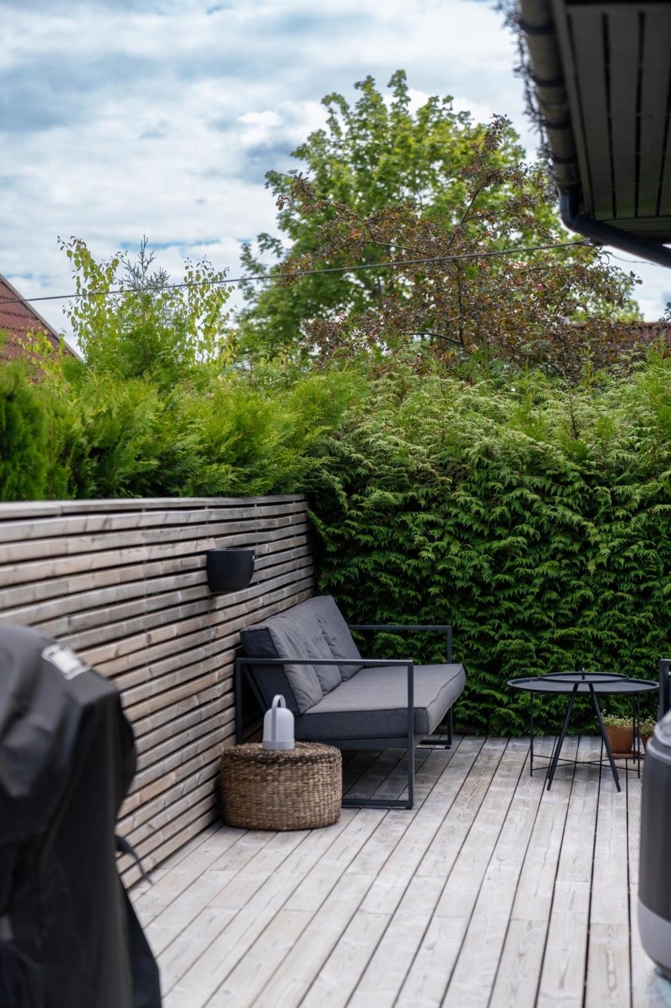 Relaxed Getaway With Heated Swimming Pool *